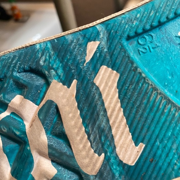 Women’s size 8.5  - Converse Chuck 70 High Mi Gente Capsule - White Onyx - Picture 9 of 11